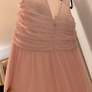 Gorgeous David’s Bridal size 12 petal pink!